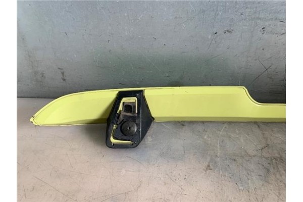 Recambio de aleron trasero para citroen c2 1.4 hdi referencia OEM IAM 8742F8  