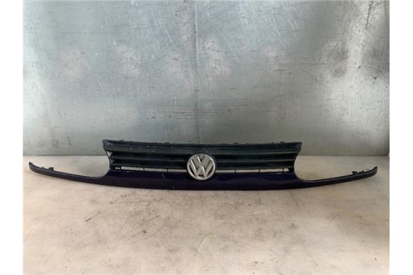 Recambio de rejilla capo para volkswagen golf iii (1h1) 1.6 referencia OEM IAM 1H6853653C  