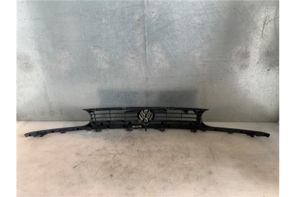 Recambio de rejilla capo para volkswagen golf iii (1h1) 1.6 referencia OEM IAM 1H6853653C  
