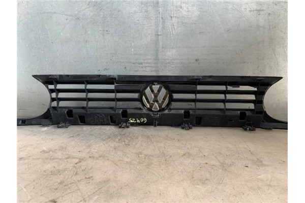 Recambio de rejilla capo para volkswagen golf iii (1h1) 1.6 referencia OEM IAM 1H6853653C  