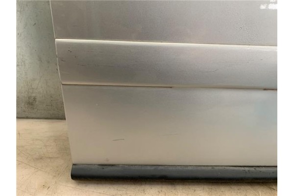 Recambio de puerta delantero derecha para audi a2 (8z) 1.4 referencia OEM IAM   