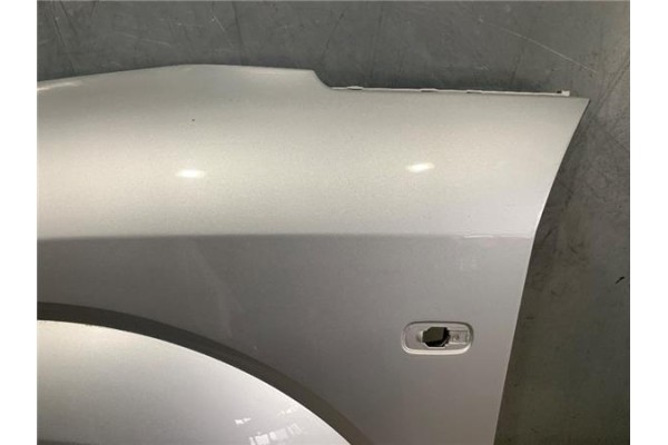 Recambio de aleta delantero izquierda para audi a2 (8z) 1.4 referencia OEM IAM   