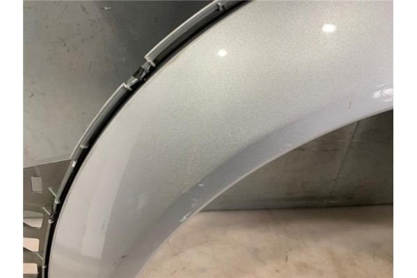 Recambio de aleta delantero izquierda para audi a2 (8z) 1.4 referencia OEM IAM   