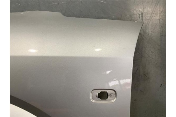 Recambio de aleta delantero izquierda para audi a2 (8z) 1.4 referencia OEM IAM   