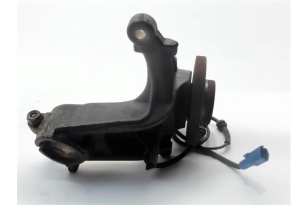 Recambio de mangueta delantero izquierda para peugeot 208 1.4 active referencia OEM IAM 1607557480  