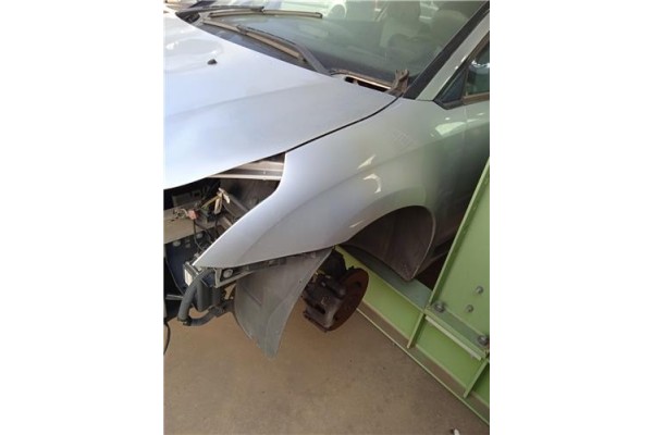 Recambio de aleta delantero izquierda para citroen c4 coupe 1.6 16v referencia OEM IAM   