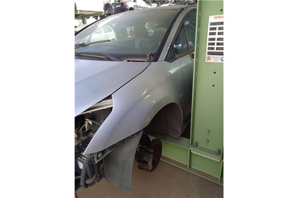 Recambio de aleta delantero izquierda para citroen c4 coupe 1.6 16v referencia OEM IAM   