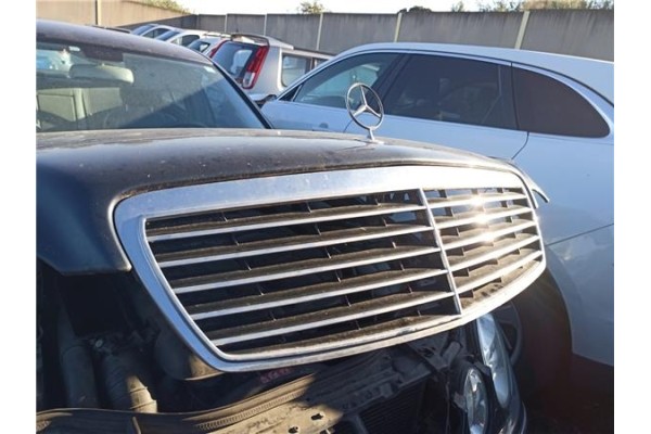 Recambio de rejilla capo para mercedes-benz clase e (bm 211) berlina 3.2 e 320 cdi (211.026) referencia OEM IAM   