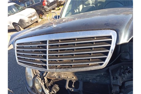Recambio de rejilla capo para mercedes-benz clase e (bm 211) berlina 3.2 e 320 cdi (211.026) referencia OEM IAM   
