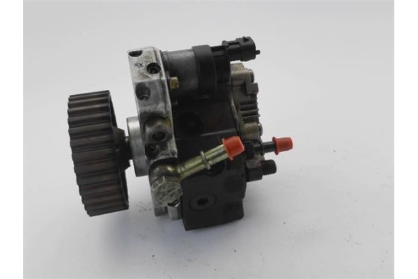 Recambio de bomba inyectora para peugeot 206 1.4 hdi eco 70 referencia OEM IAM 9637317380 0445010042 
