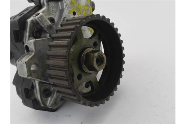 Recambio de bomba inyectora para peugeot 206 1.4 hdi eco 70 referencia OEM IAM 9637317380 0445010042 
