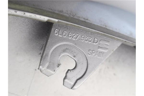 Recambio de aleron trasero para seat ibiza (6l1) 1.9 sdi referencia OEM IAM 6L6827933D  