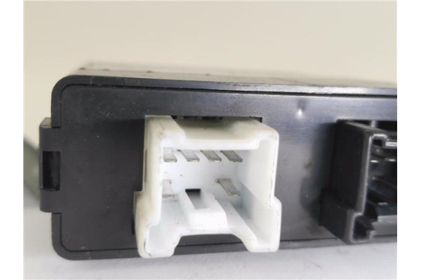 Recambio de centralita para hyundai santa fe (sm) 2.0 gls crdi referencia OEM IAM 9875026000  