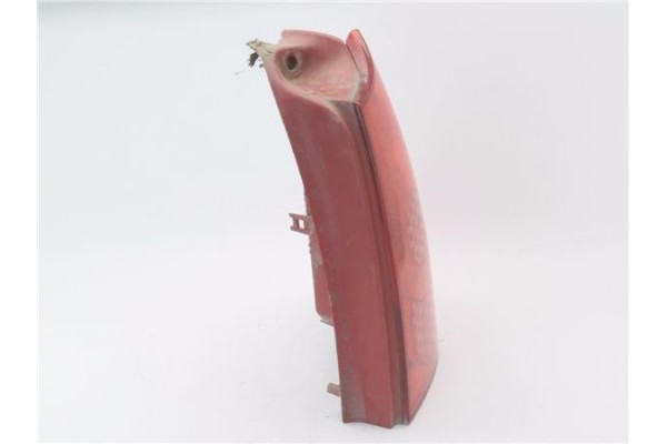 Recambio de piloto trasero derecho para peugeot 307 break/ sw (s2) 1.6 d-sign referencia OEM IAM 6351Q6  