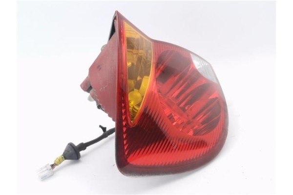 Recambio de piloto trasero izquierdo para hyundai accent (lc) 1.3 referencia OEM IAM 9240125220  