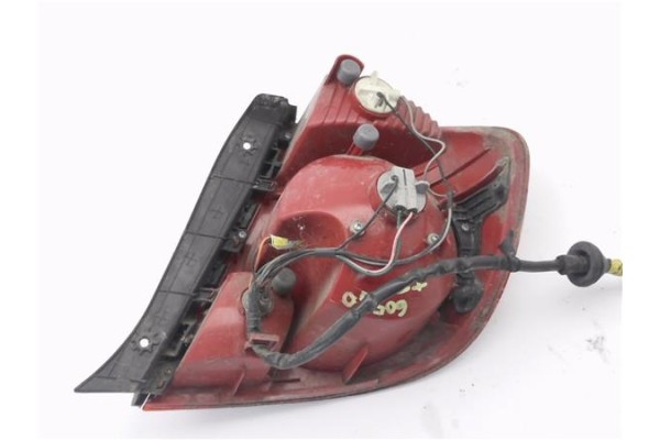Recambio de piloto trasero izquierdo para hyundai accent (lc) 1.3 referencia OEM IAM 9240125220  