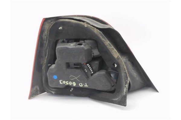 Recambio de piloto trasero derecho para rover rover 25 (rf) 1.4 16v referencia OEM IAM XFB10088  