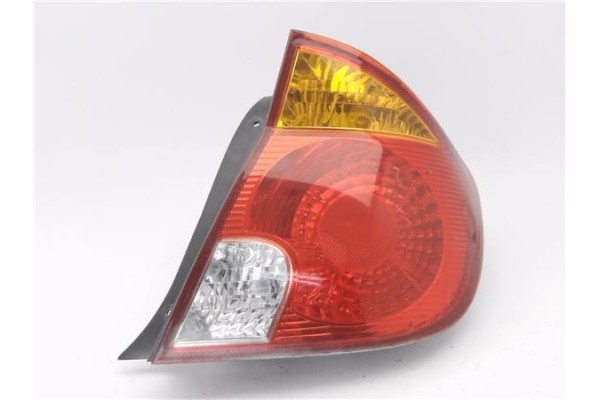 Recambio de piloto trasero derecho para hyundai accent (lc) 1.3 referencia OEM IAM 9240225220  
