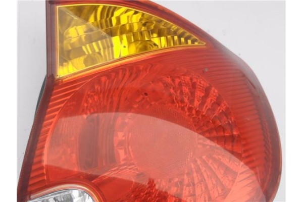 Recambio de piloto trasero derecho para hyundai accent (lc) 1.3 referencia OEM IAM 9240225220  