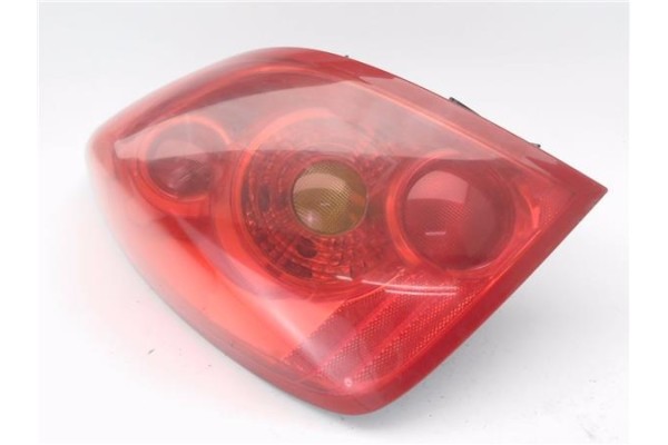 Recambio de piloto trasero izquierdo para nissan primera berlina (p12) 1.9 dci referencia OEM IAM 26555AU210  