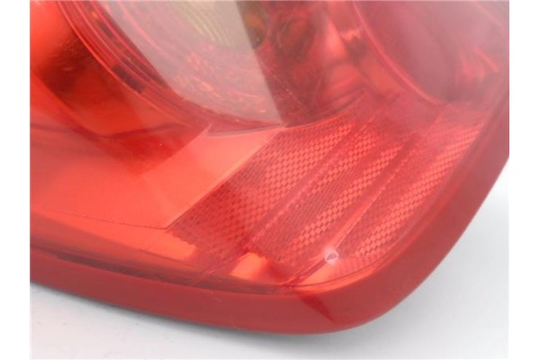 Recambio de piloto trasero izquierdo para nissan primera berlina (p12) 1.9 dci referencia OEM IAM 26555AU210  