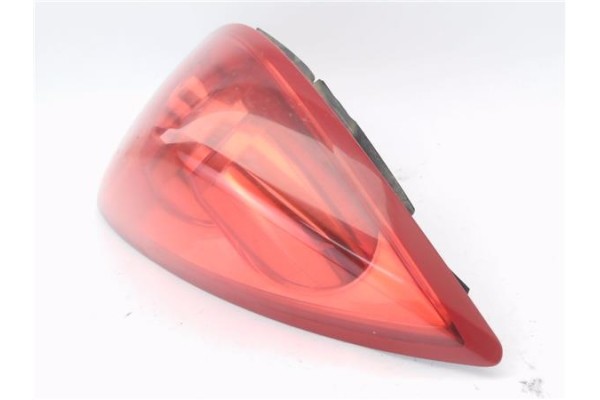 Recambio de piloto trasero derecho para nissan primera berlina (p12) 1.9 dci referencia OEM IAM 26550AU210  