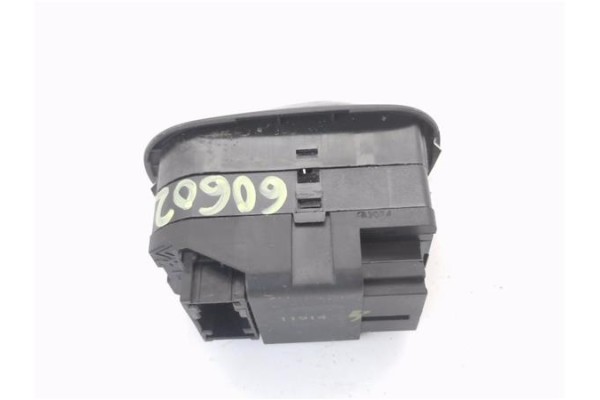 Recambio de mando elevalunas delantero izquierdo para peugeot 206 2.0 hdi 90 referencia OEM IAM 6552WP  