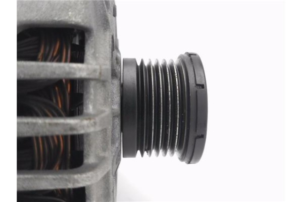 Recambio de alternador para nissan almera (n16/e) 1.5 dci referencia OEM IAM 23100BN704 401290166 