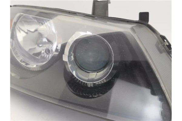 Recambio de faro delantero dcho para nissan almera (n16/e) 1.5 dci referencia OEM IAM 26010BN67A 26010BN703 