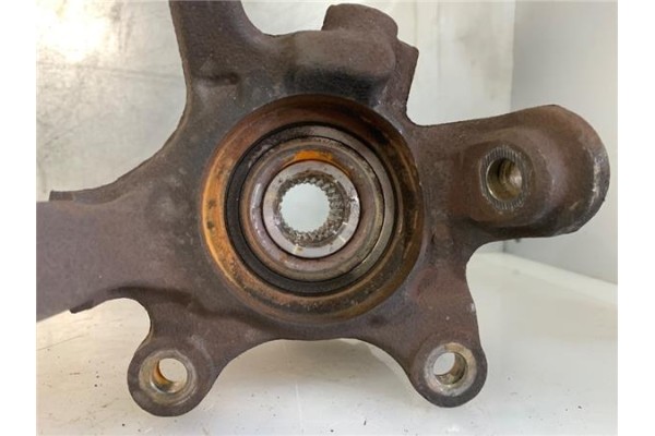 Recambio de mangueta delantero derecha para nissan almera (n16/e) 1.5 dci referencia OEM IAM 400145M000  