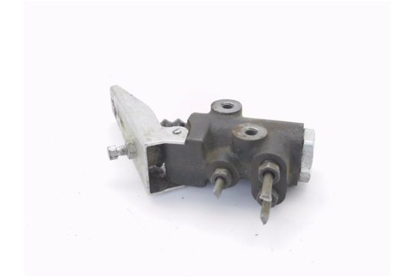 Recambio de compensador de freno para citroen c 15 1.9 d referencia OEM IAM 486198  