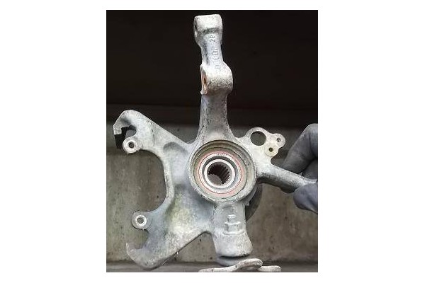Recambio de mangueta delantero derecha para volkswagen polo iii (6n1) 45 1.0 referencia OEM IAM   