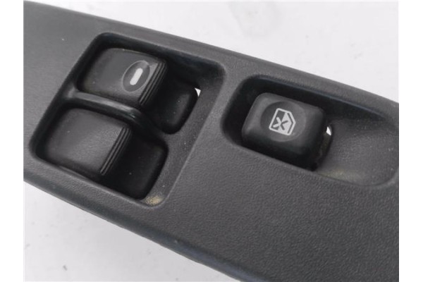Recambio de mando elevalunas delantero izquierdo para mitsubishi montero (v60/v70) 3.2 di-d (v68w, v78w) referencia OEM IAM MR44