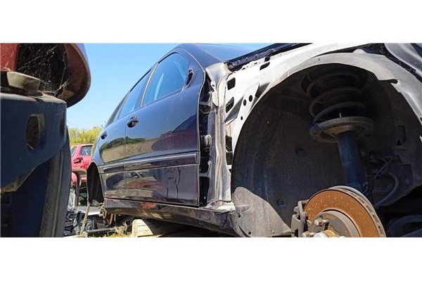 Recambio de puerta delantero derecha para mercedes-benz clase c (bm 203) berlina 2.2 200 cdi (203.004) referencia OEM IAM   