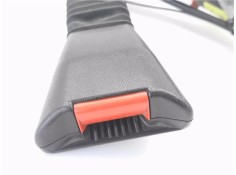 Recambio de anclaje cinturon delantero derecho para opel corsa b 1.4 i referencia OEM IAM 90387492  