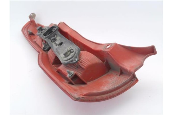 Recambio de piloto trasero derecho para fiat ii panda (169) 1.2 referencia OEM IAM 086811917RR 28028008 