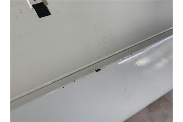 Recambio de paragolpes trasero para bmw serie 1 berlina 5p (f20) 2.0 116d referencia OEM IAM 51127293557  