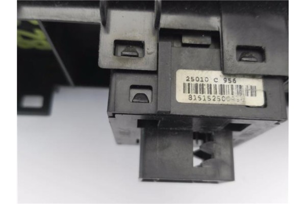 Recambio de mando elevalunas delantero izquierdo para fiat punto / grande punto (199) 1.3 d multijet referencia OEM IAM 73547465