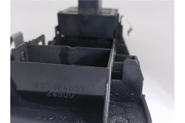 Recambio de mando elevalunas delantero izquierdo para fiat punto / grande punto (199) 1.3 d multijet referencia OEM IAM 73547465