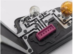 Recambio de portalampara piloto trasero dcho para renault megane iii coupe 1.5 bose edition referencia OEM IAM 89076124  