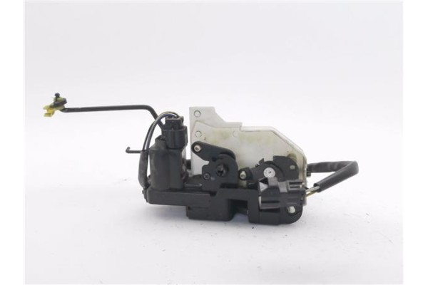 Recambio de cierre electromagnetico delantero izquierdo para hyundai getz (tb) 1.1 básico referencia OEM IAM 81310-1C001  
