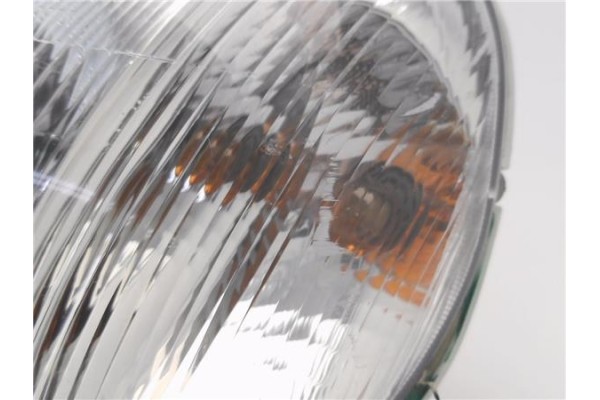 Recambio de faro delantero izquierdo para hyundai atos (mx) 1.0 i referencia OEM IAM 08221110L  