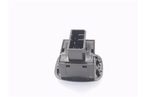 Recambio de mando elevalunas delantero izquierdo para hyundai atos (mx) 1.0 i referencia OEM IAM 9357002000  