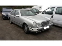 mercedes-benz clase e (bm 210) berlina del año 1998