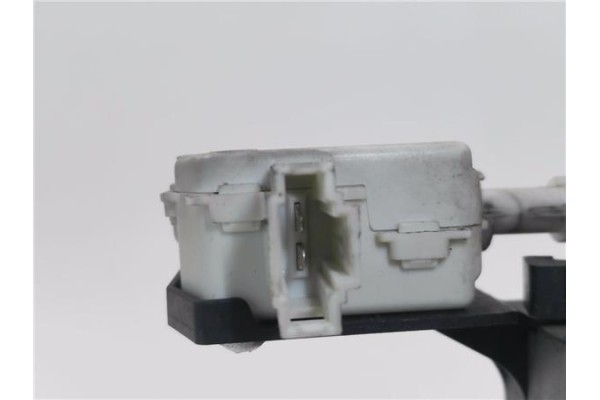 Recambio de maneta exterior porton para seat ibiza (6l1) 1.9 sdi referencia OEM IAM 6L6827573B  
