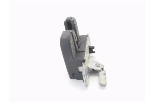 Recambio de cerradura porton para seat ibiza (6l1) 1.9 sdi referencia OEM IAM 6L6827505A  