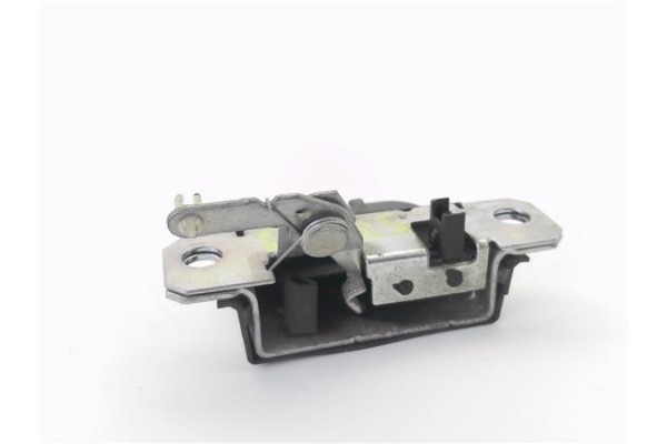 Recambio de cerradura porton para seat ibiza (6l1) 1.9 sdi referencia OEM IAM 6L6827505A  