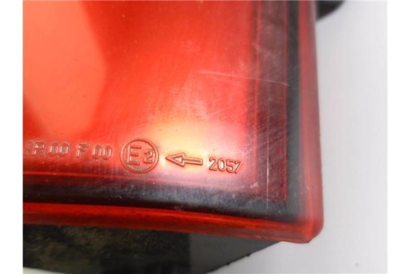 Recambio de piloto trasero izquierdo para renault kangoo i (f/kc0) 1.5 alize referencia OEM IAM E22057  
