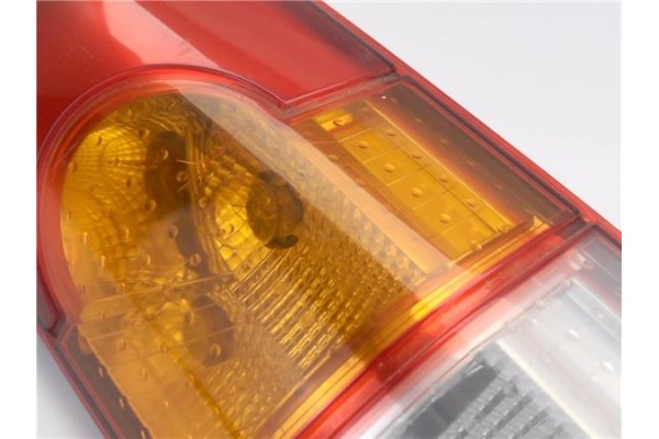 Recambio de piloto trasero derecho para renault kangoo i (f/kc0) 1.4 ice referencia OEM IAM E22057  