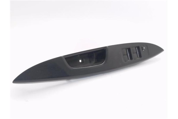 Recambio de mando elevalunas delantero izquierdo para mitsubishi space star (a00) 1.2 motion referencia OEM IAM 8608A301 7221C68
